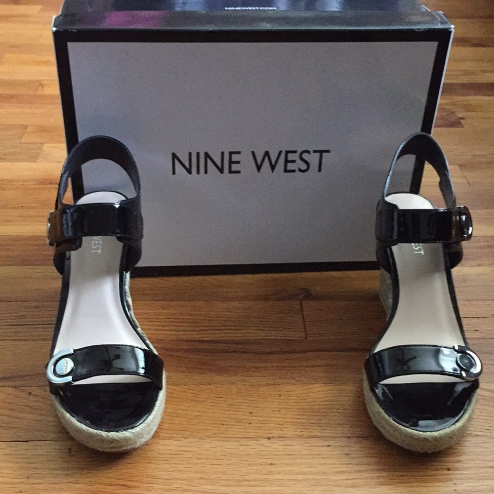 Nine West black wedge dress sandals
